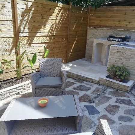 Appartement T2 Rez De Villa Proche Bord De Mer Le Pradet Zewnętrze zdjęcie