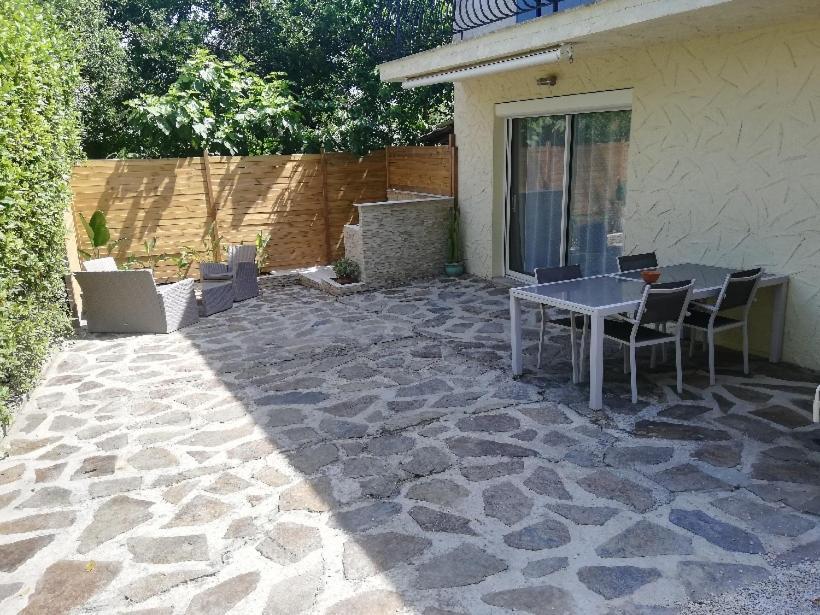 Appartement T2 Rez De Villa Proche Bord De Mer Le Pradet Zewnętrze zdjęcie